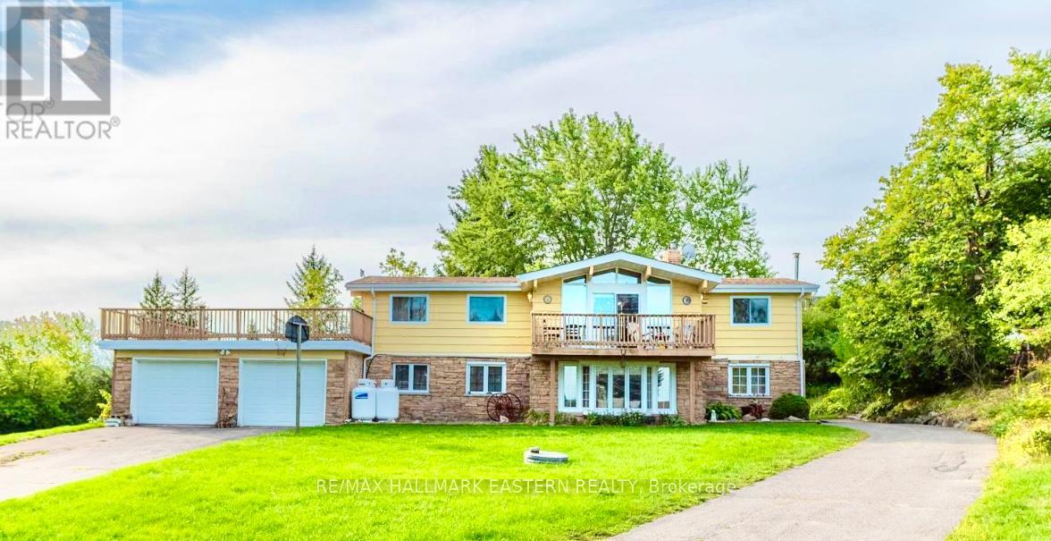 137 GRANDVIEW DRIVE - 1