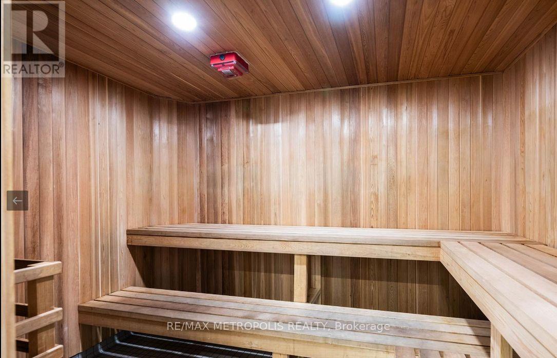 #3307 56 ANNIE CRAIG DRIVE - 9