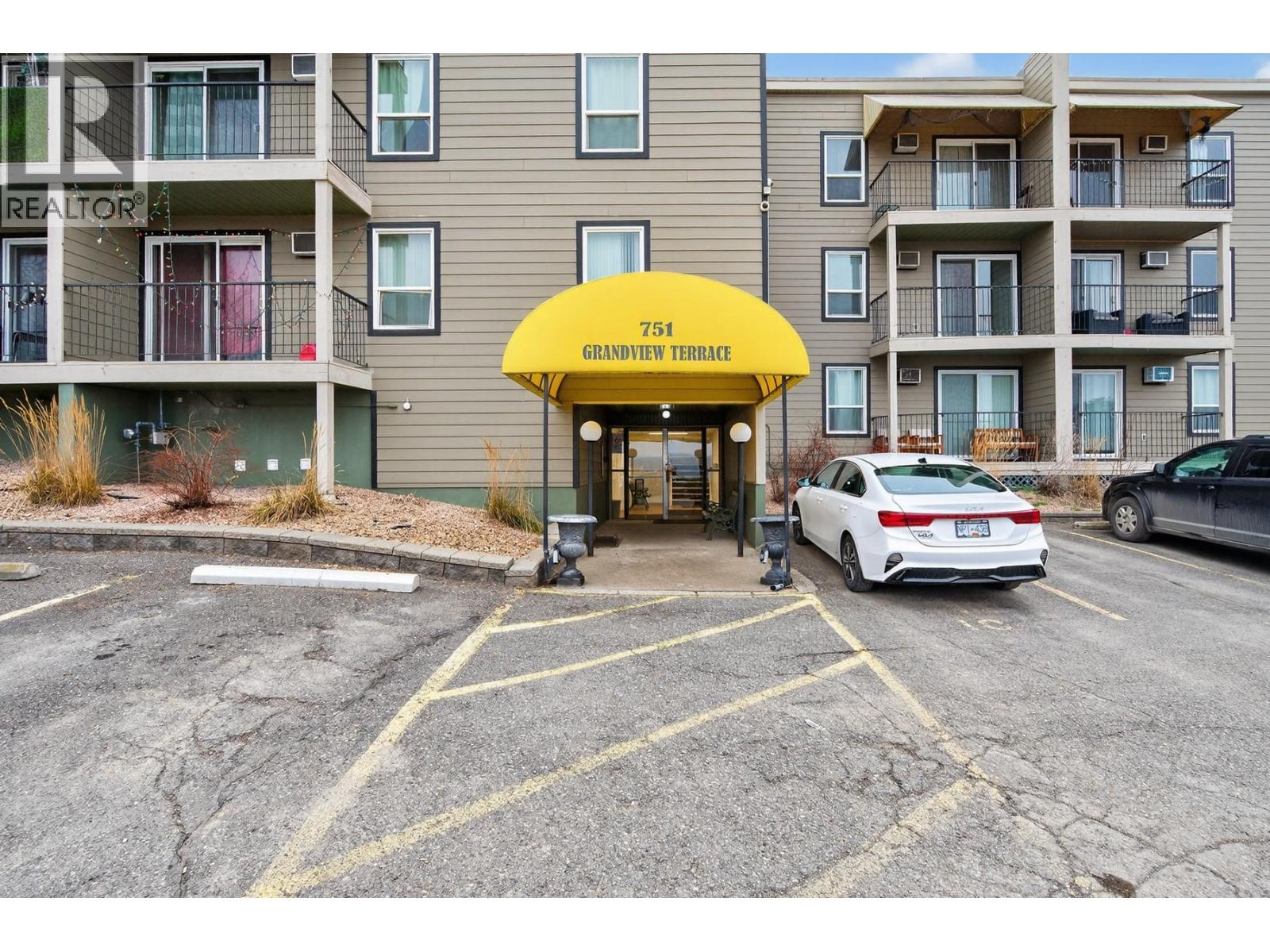 #107 751 Grandview Terrace - 19