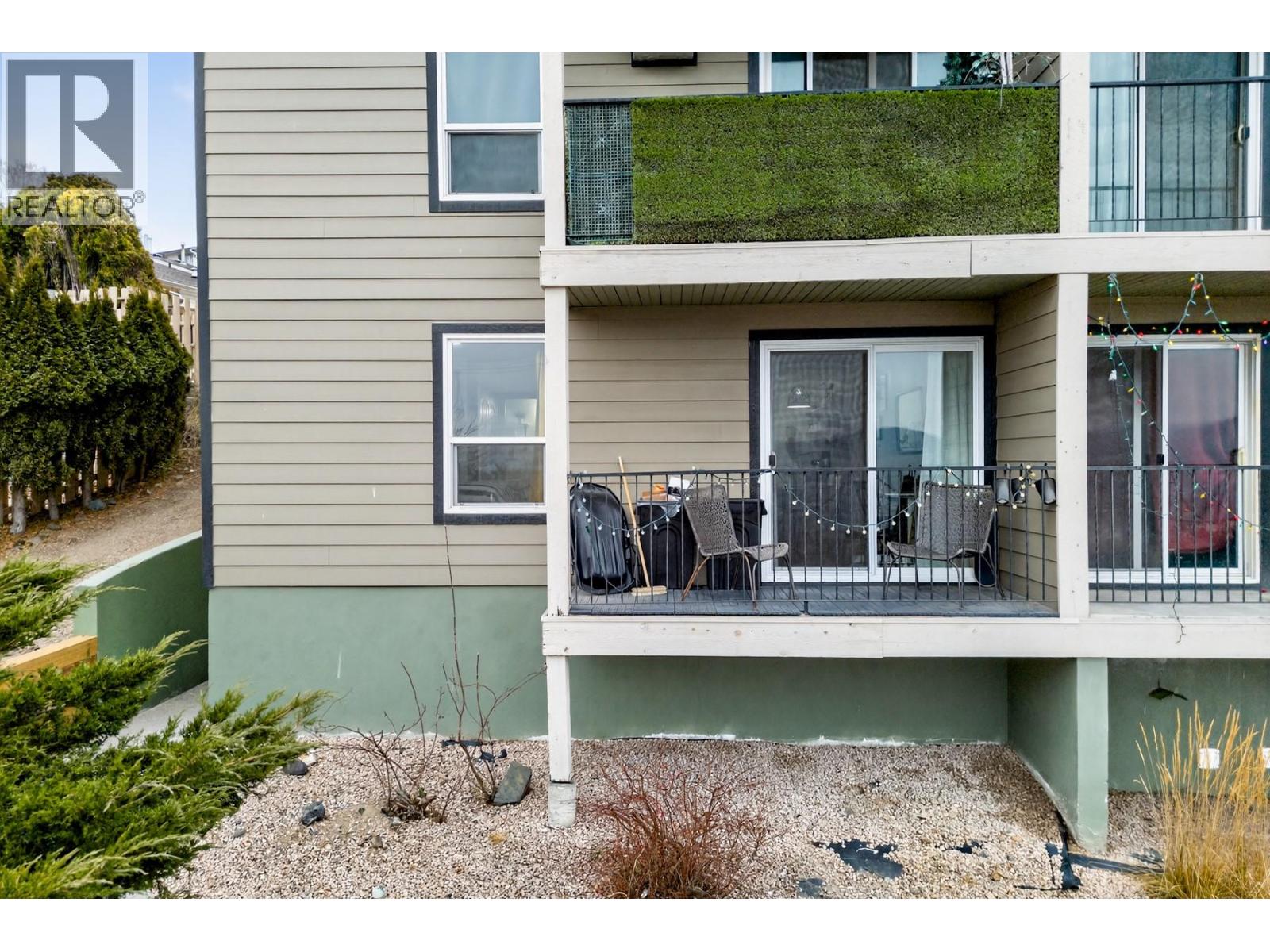 #107 751 GRANDVIEW TERRACE - 13