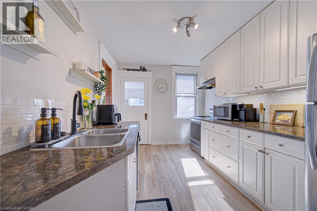 54 BELMONT Avenue - 9