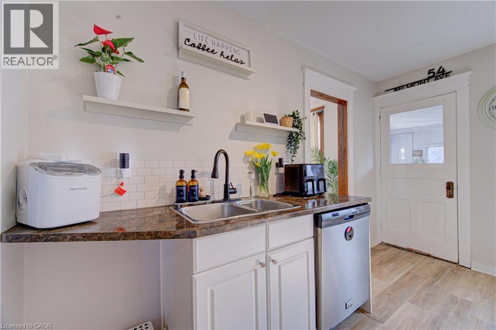 54 BELMONT Avenue - 10