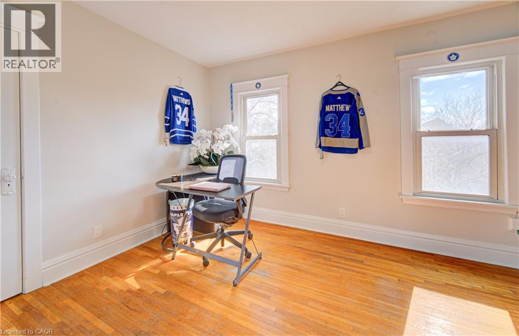 54 BELMONT Avenue - 27