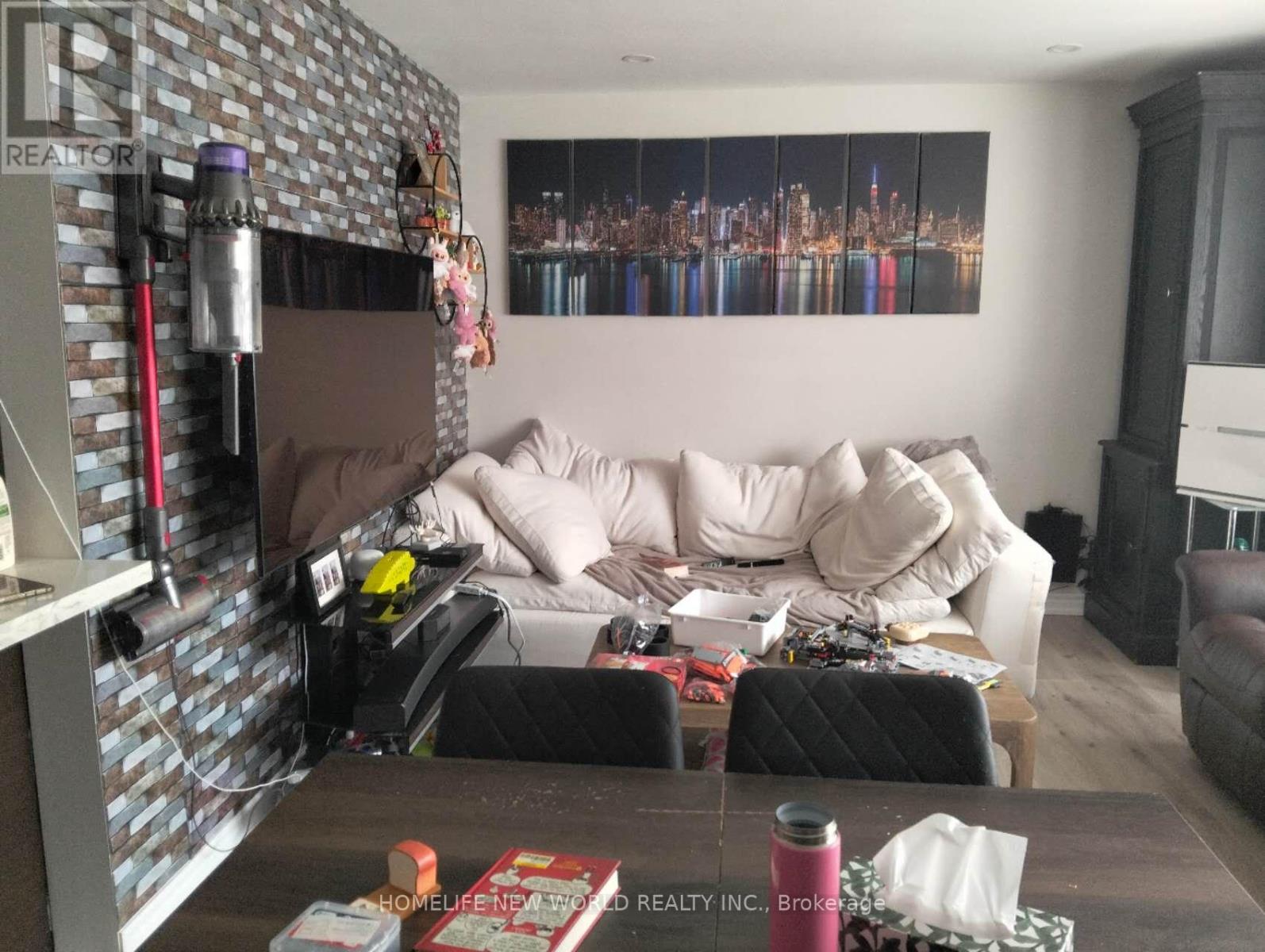 48 LINCOLN GREEN DRIVE - 6
