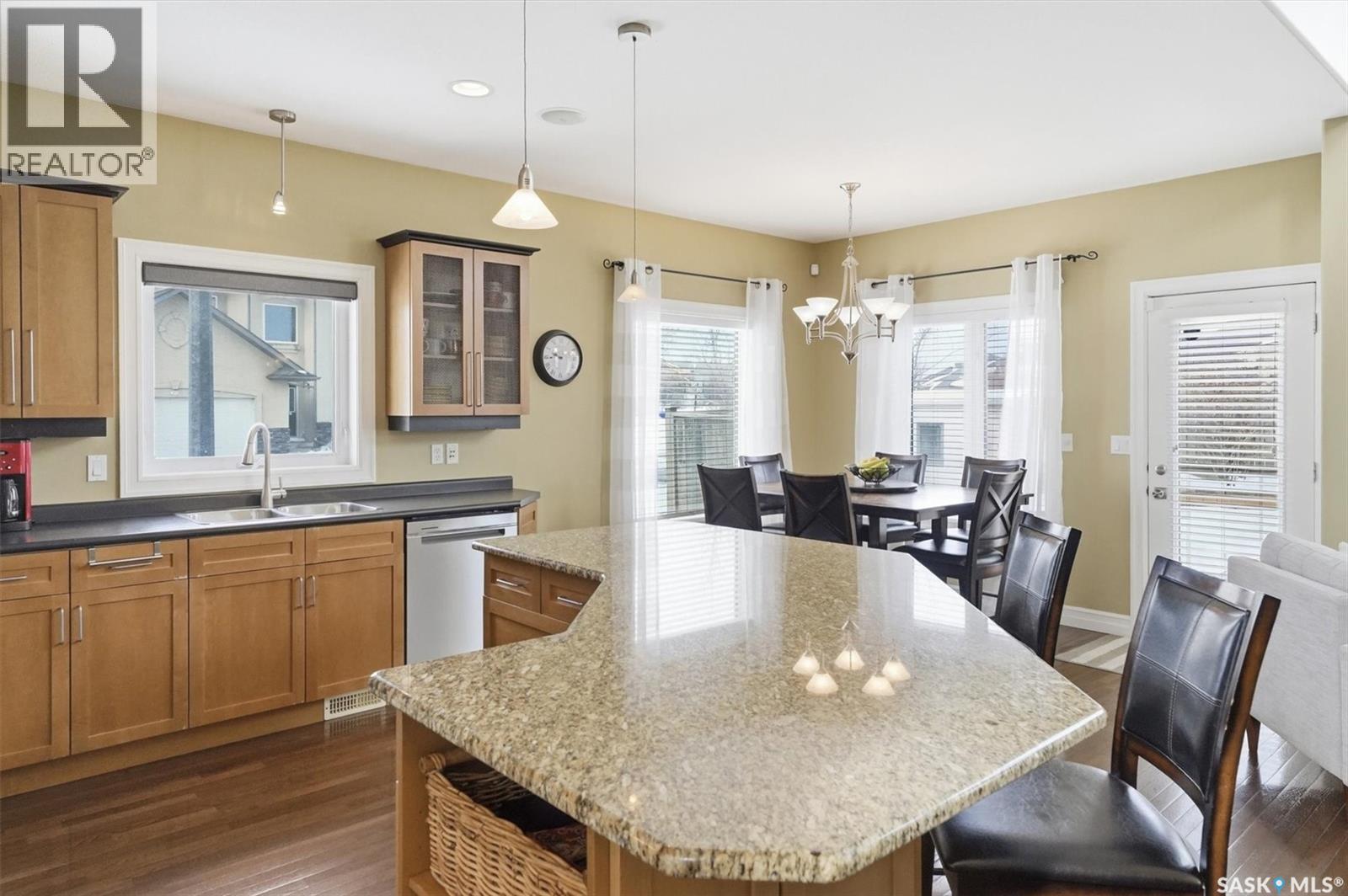 302 BROOKHURST TERRACE - 12