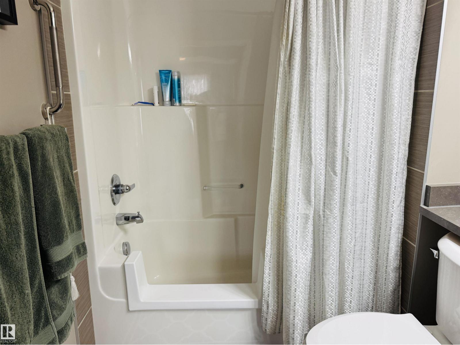 #107 1520 HAMMOND GA NW, Edmonton