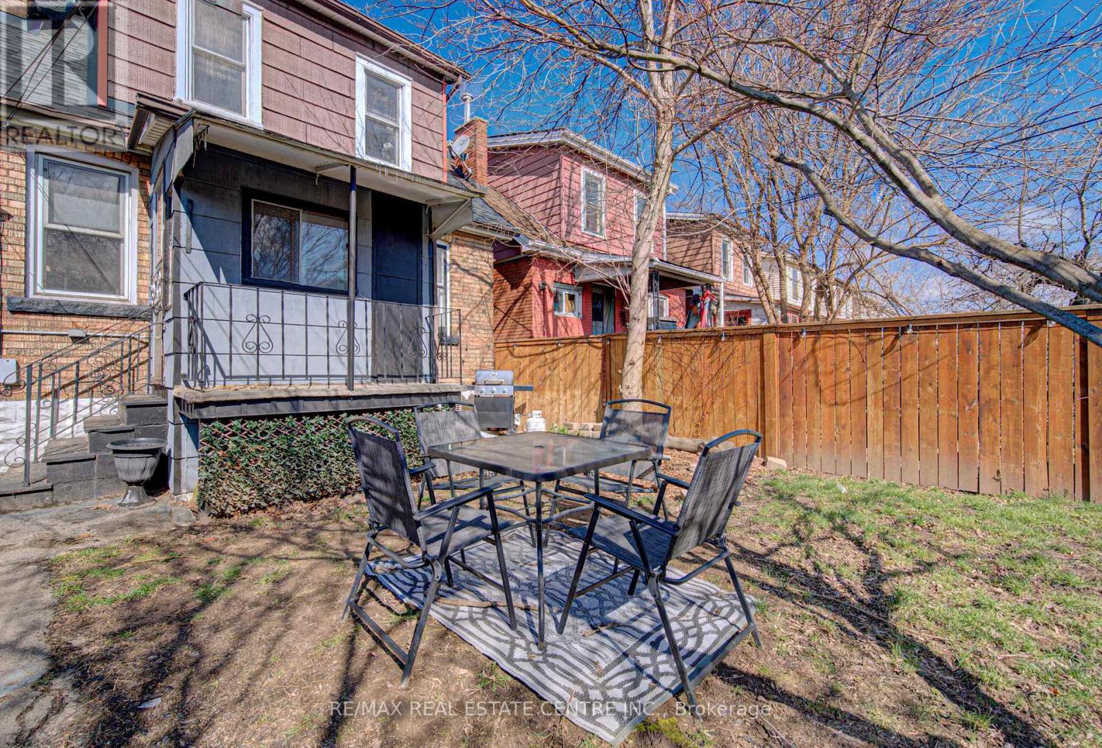 54 BELMONT AVENUE - 42