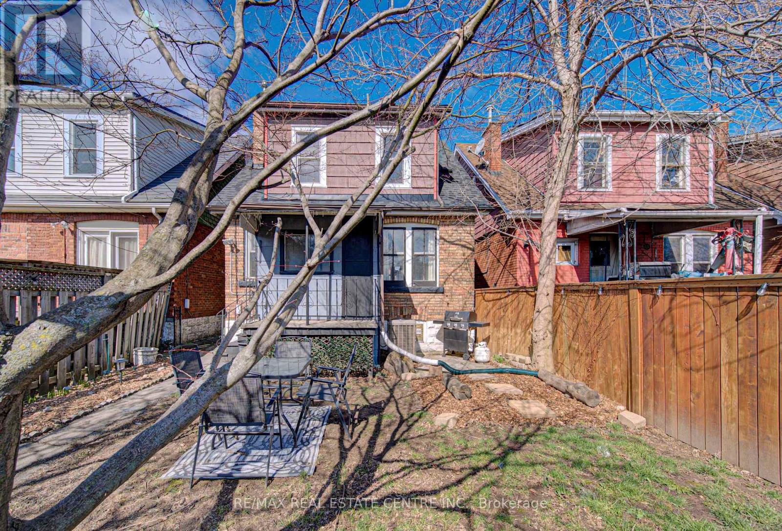 54 BELMONT AVENUE - 44