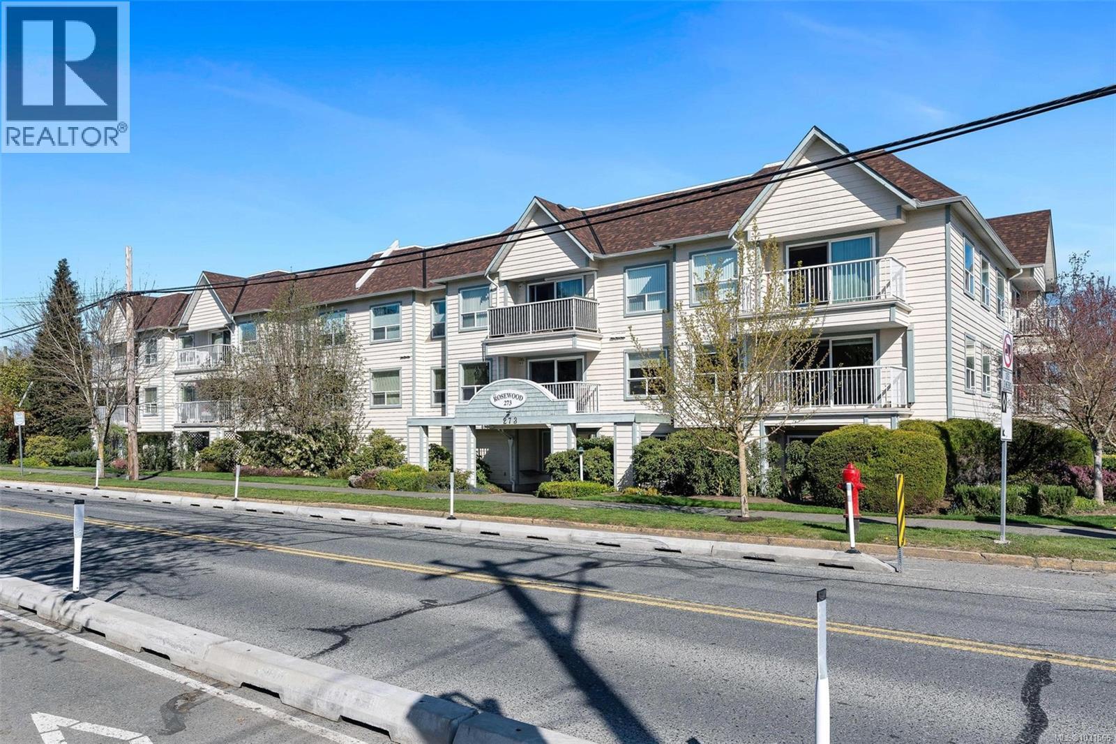 #319 273 CORONATION AVE - 24