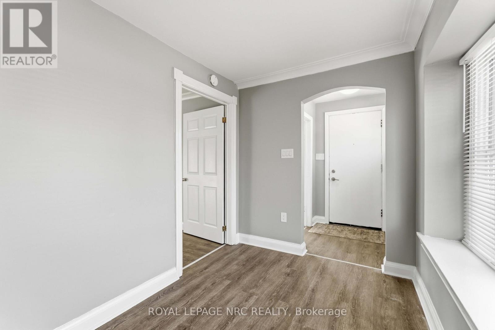 1 LINWOOD STREET - 21