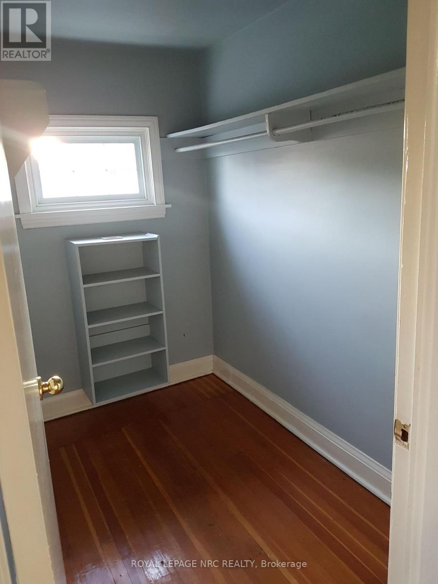 1 LINWOOD STREET - 33