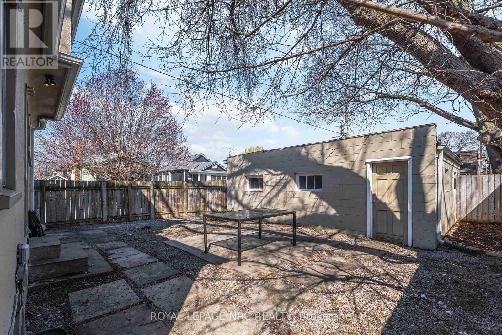 1 LINWOOD STREET - 43