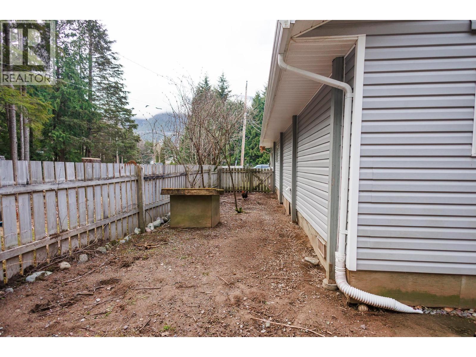 4674 MARTEN DRIVE - 28