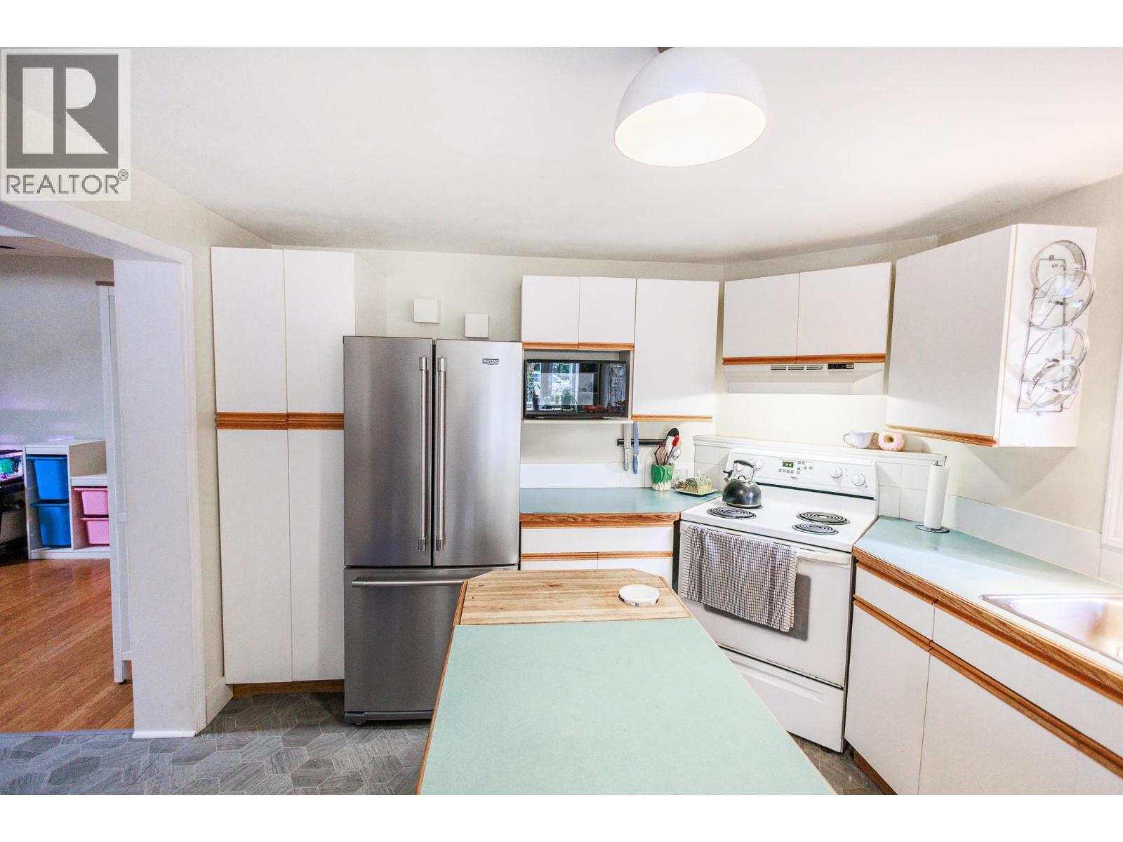 4674 MARTEN DRIVE - 9