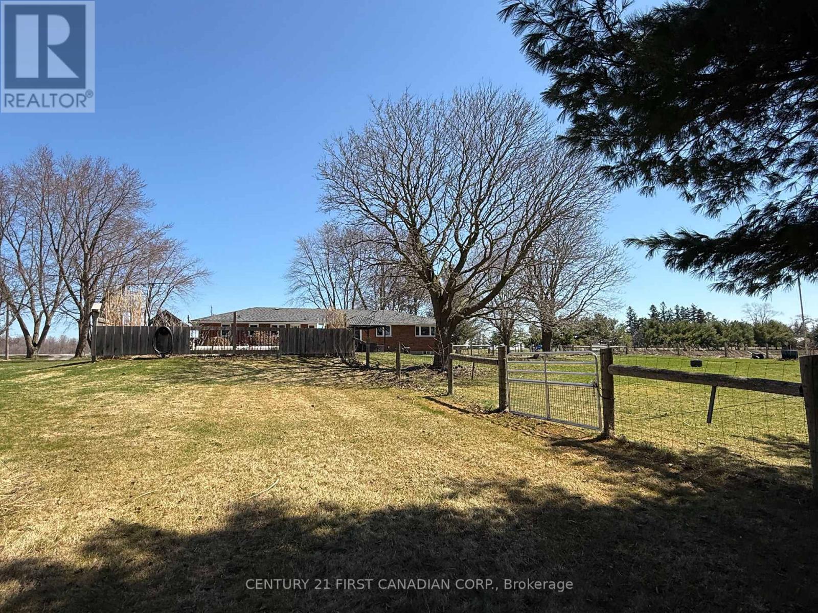 195989 19TH LINE Property Photo