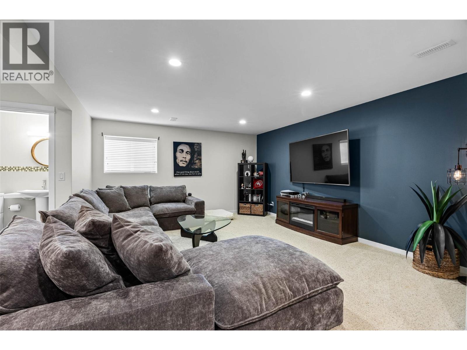 1458 PACIFIC WAY - 26