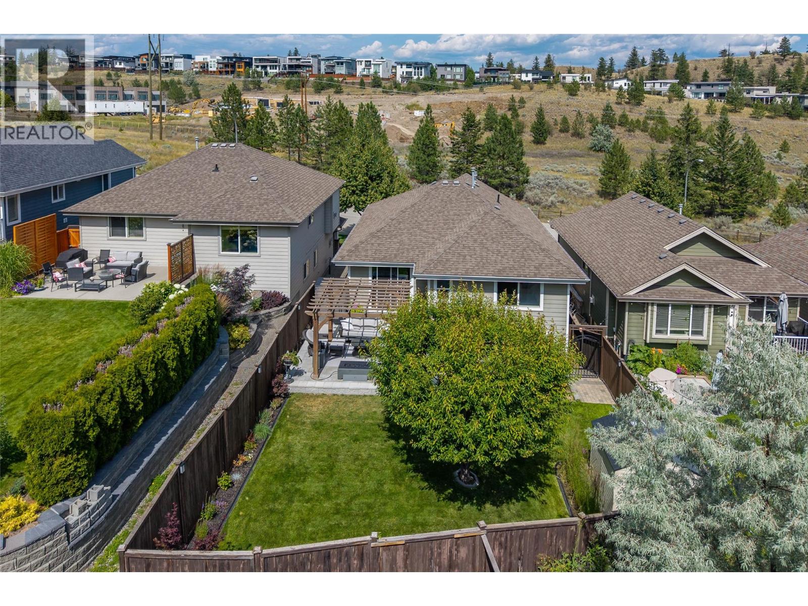 1458 PACIFIC WAY - 35