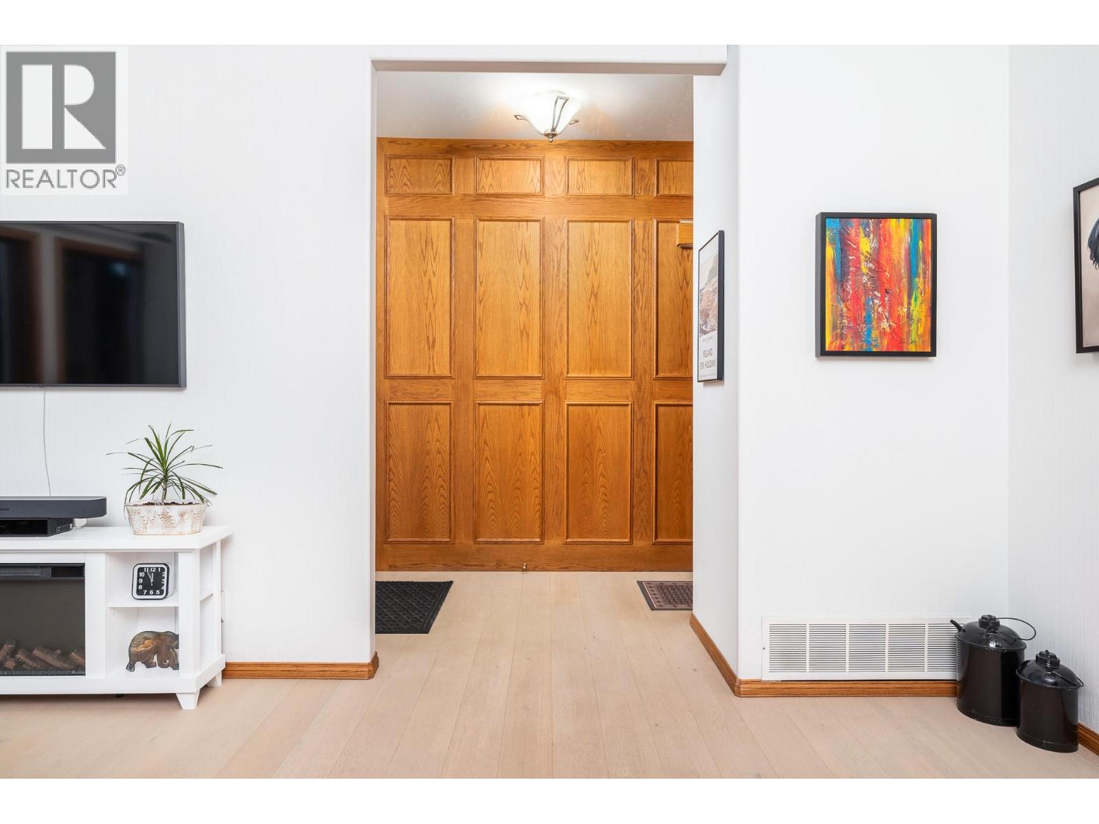 4401 Wellington Drive, Vernon