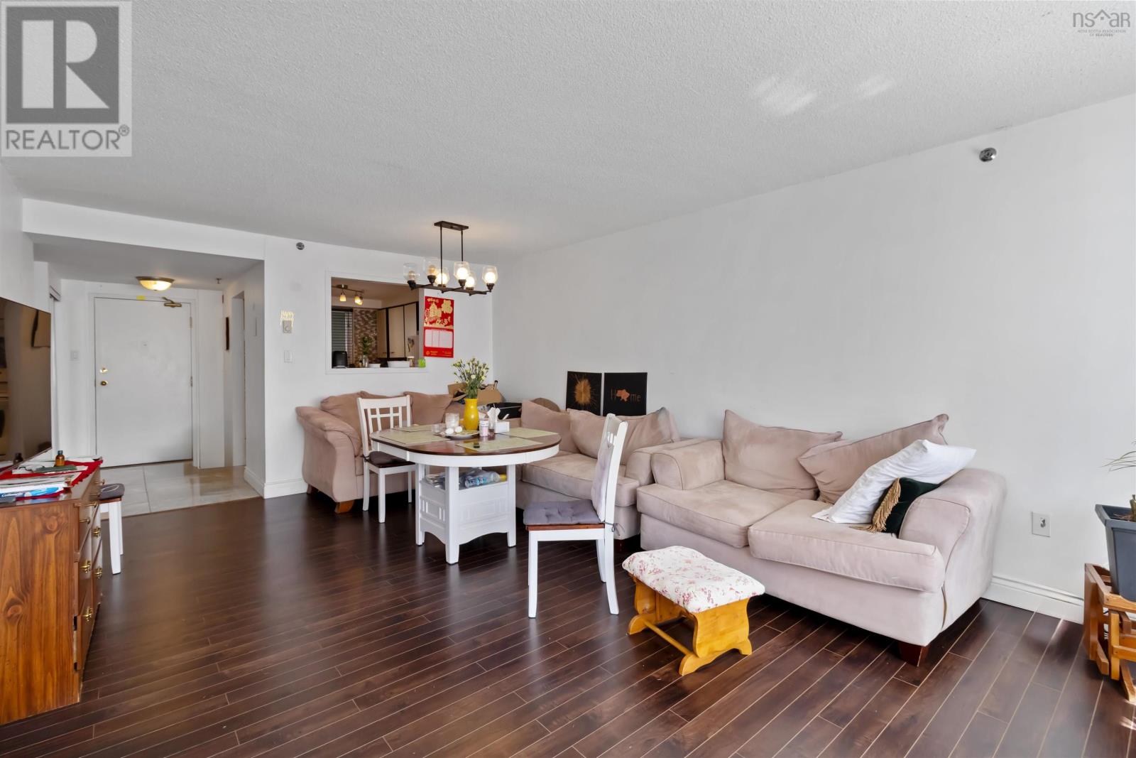 #312 61 NELSONS LANDING BOULEVARD - 12