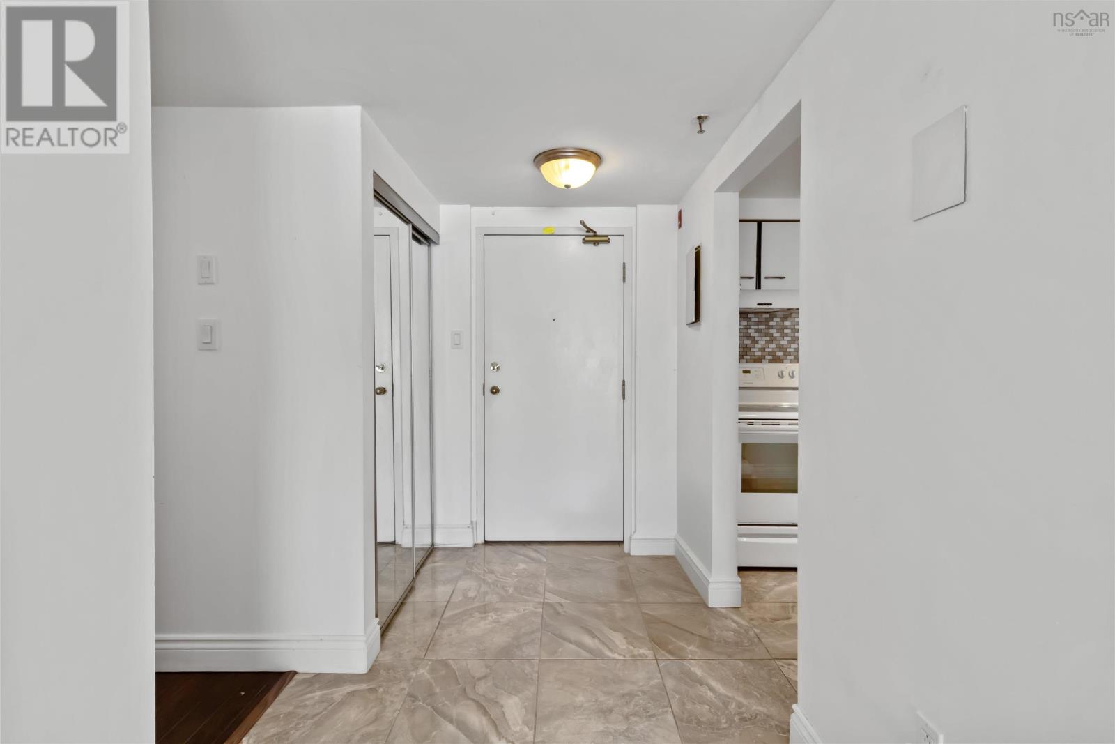 #312 61 NELSONS LANDING BOULEVARD - Image 3