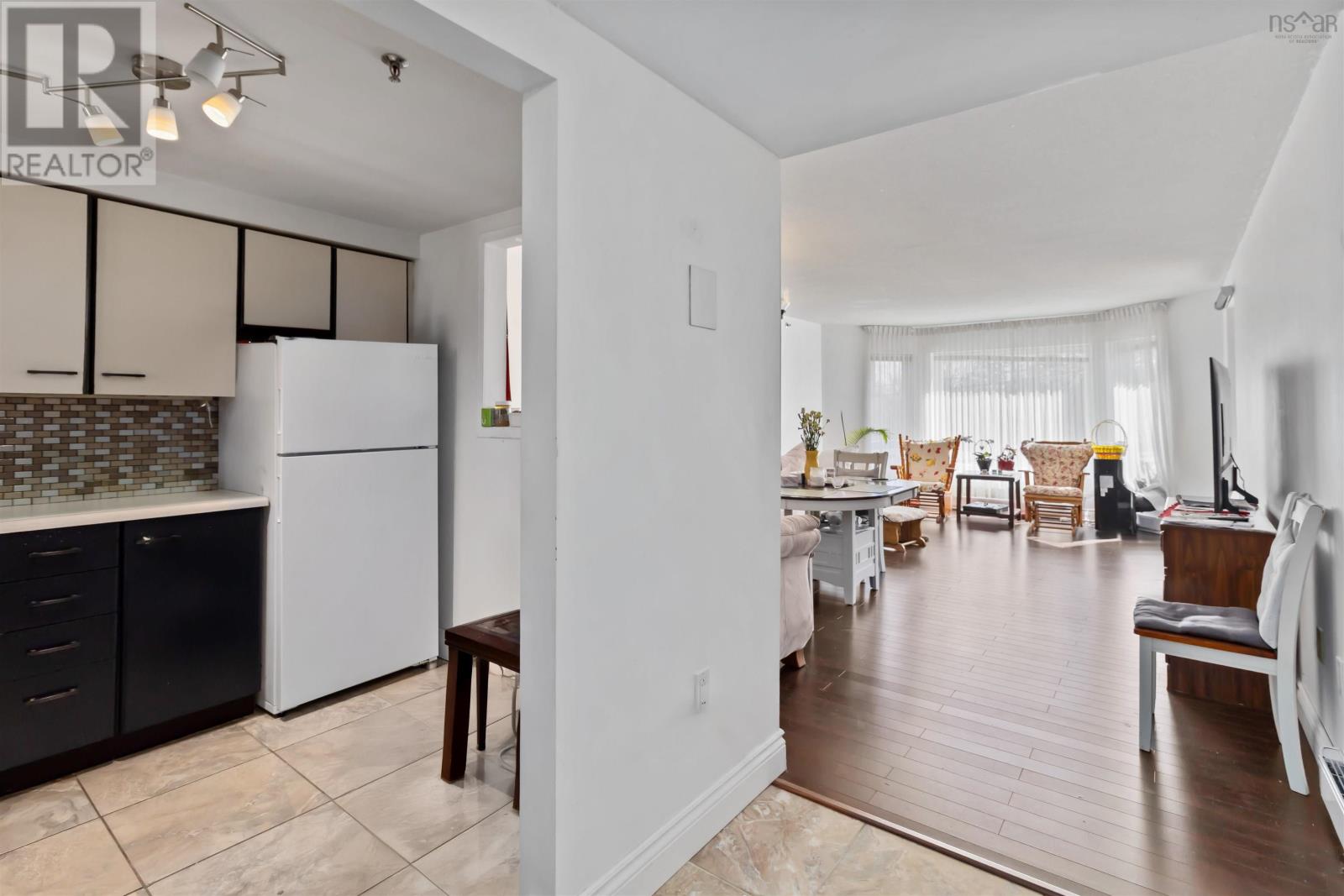 #312 61 NELSONS LANDING BOULEVARD - 8