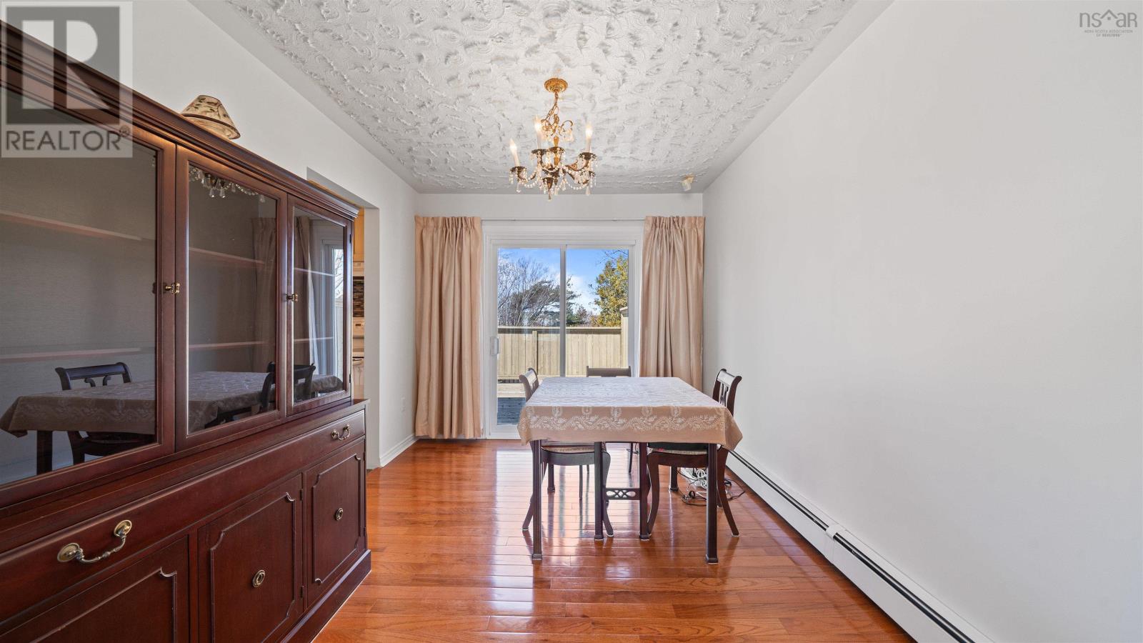 34 LETHBRIDGE AVENUE - 9