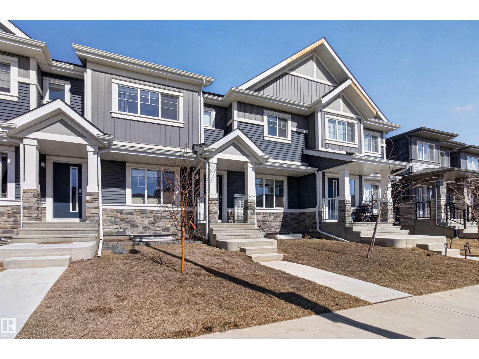 2422 TRUMPETER WY NW, Edmonton
