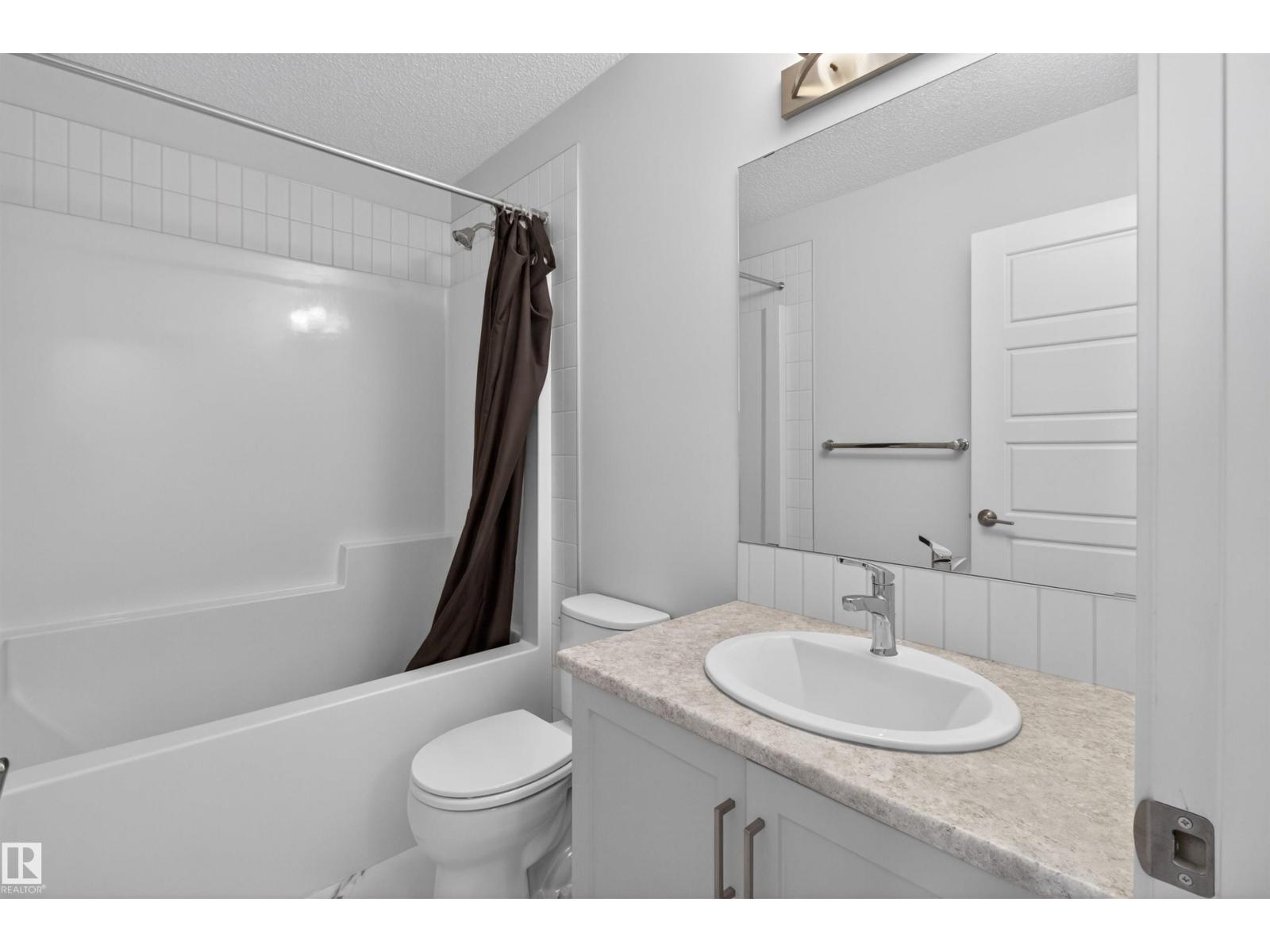 2422 TRUMPETER WY NW, Edmonton