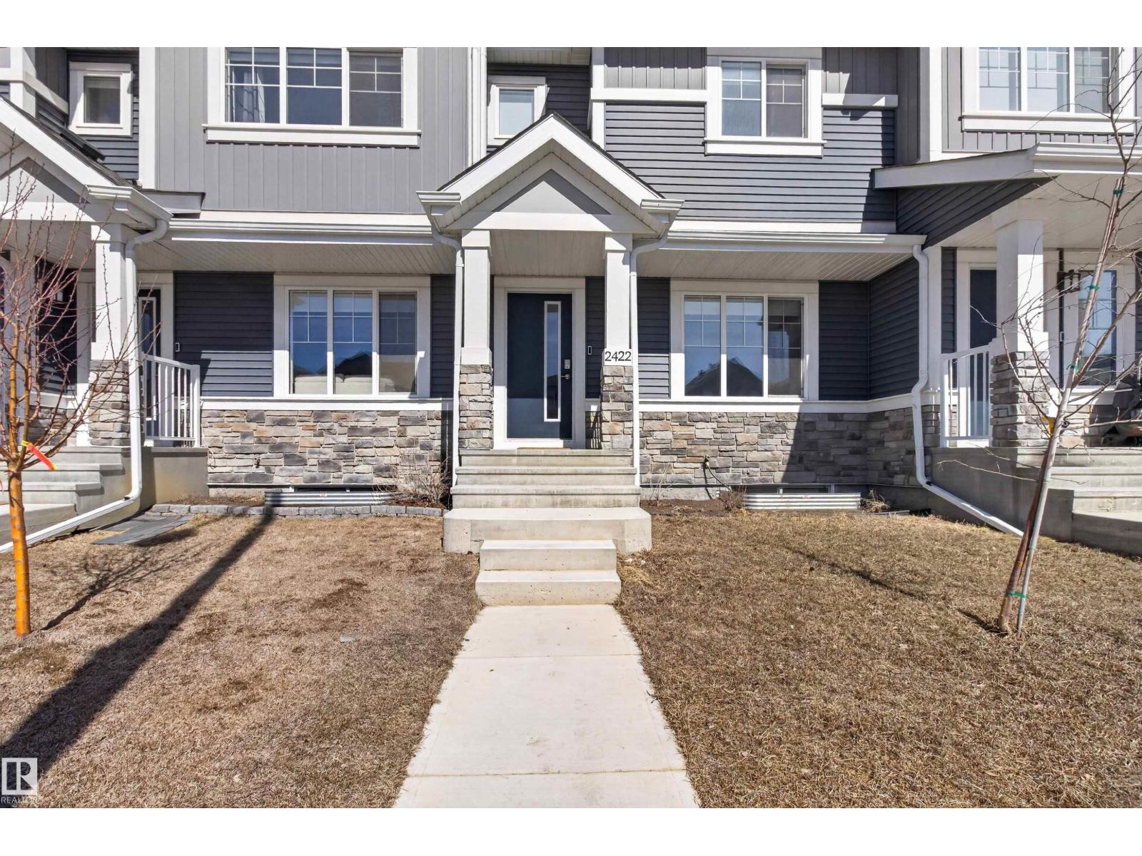 2422 TRUMPETER WY NW, Edmonton