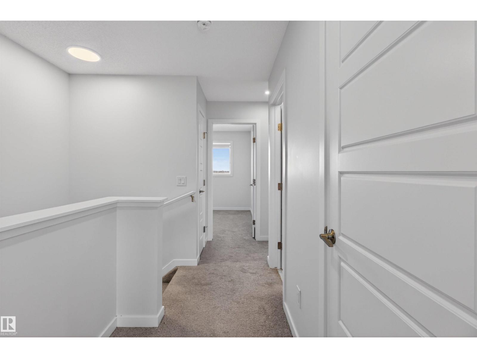 2422 TRUMPETER WY NW, Edmonton