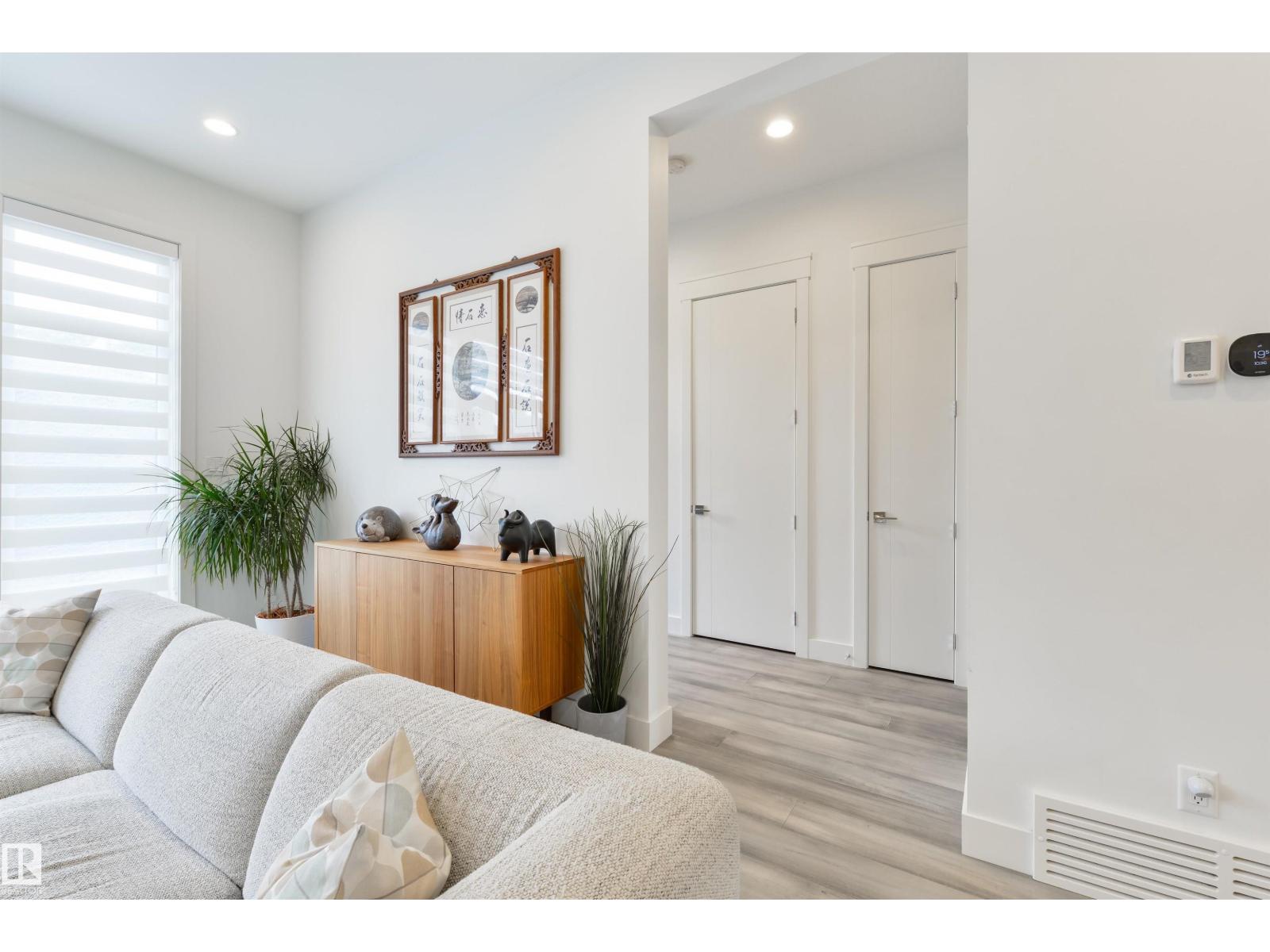 12444 LANSDOWNE DR NW, Edmonton