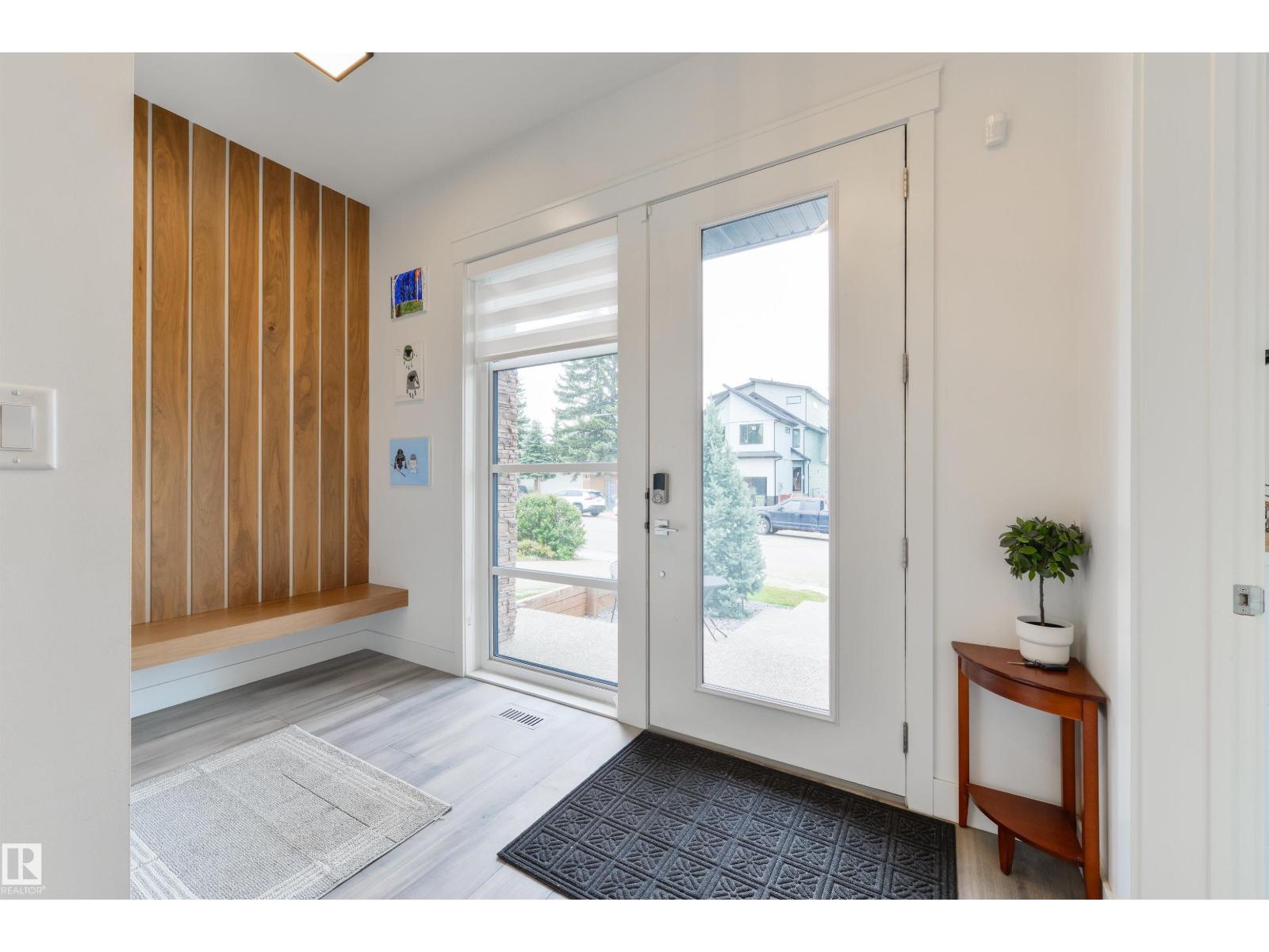 12444 LANSDOWNE DR NW, Edmonton