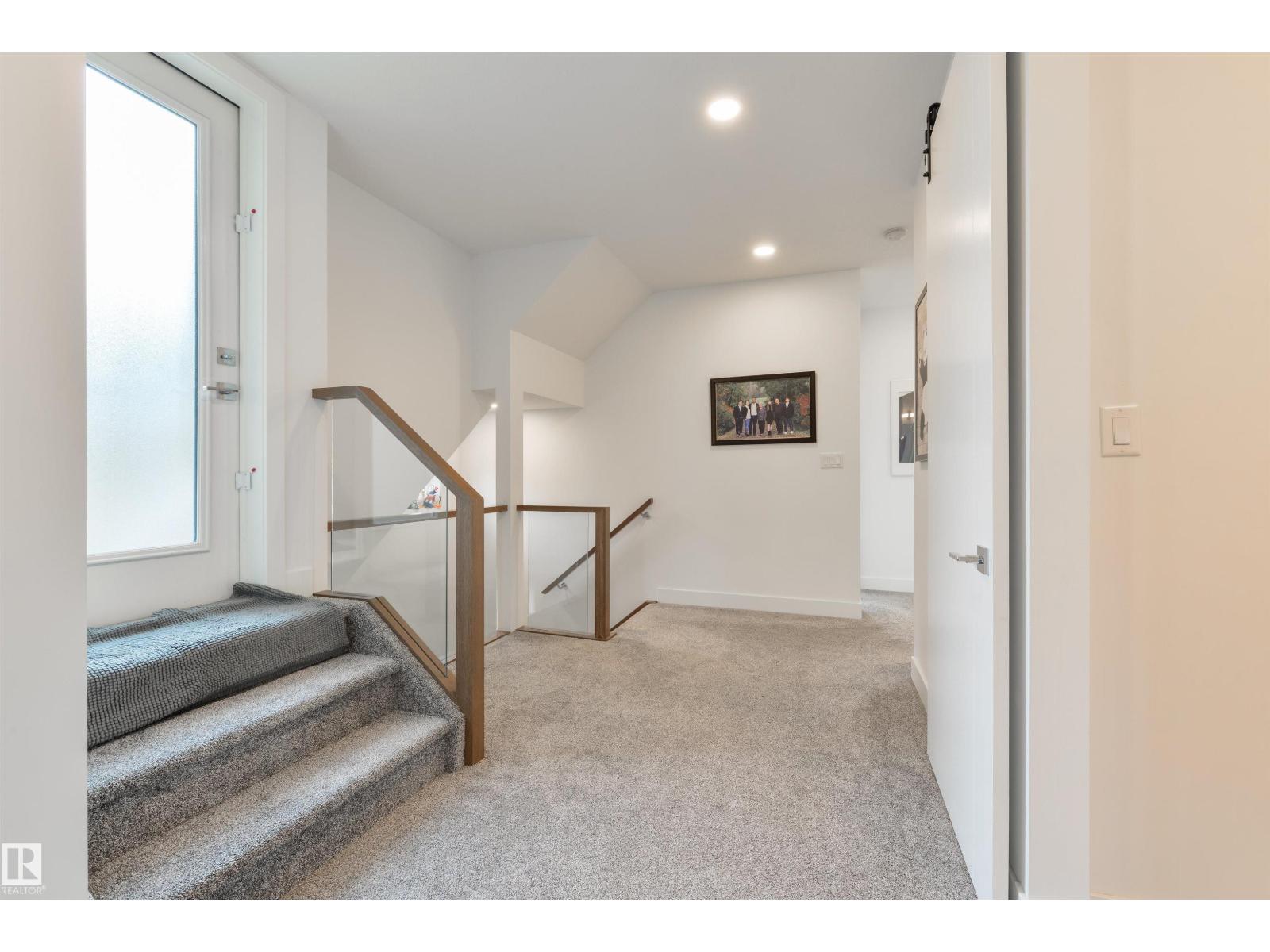 12444 LANSDOWNE DR NW, Edmonton