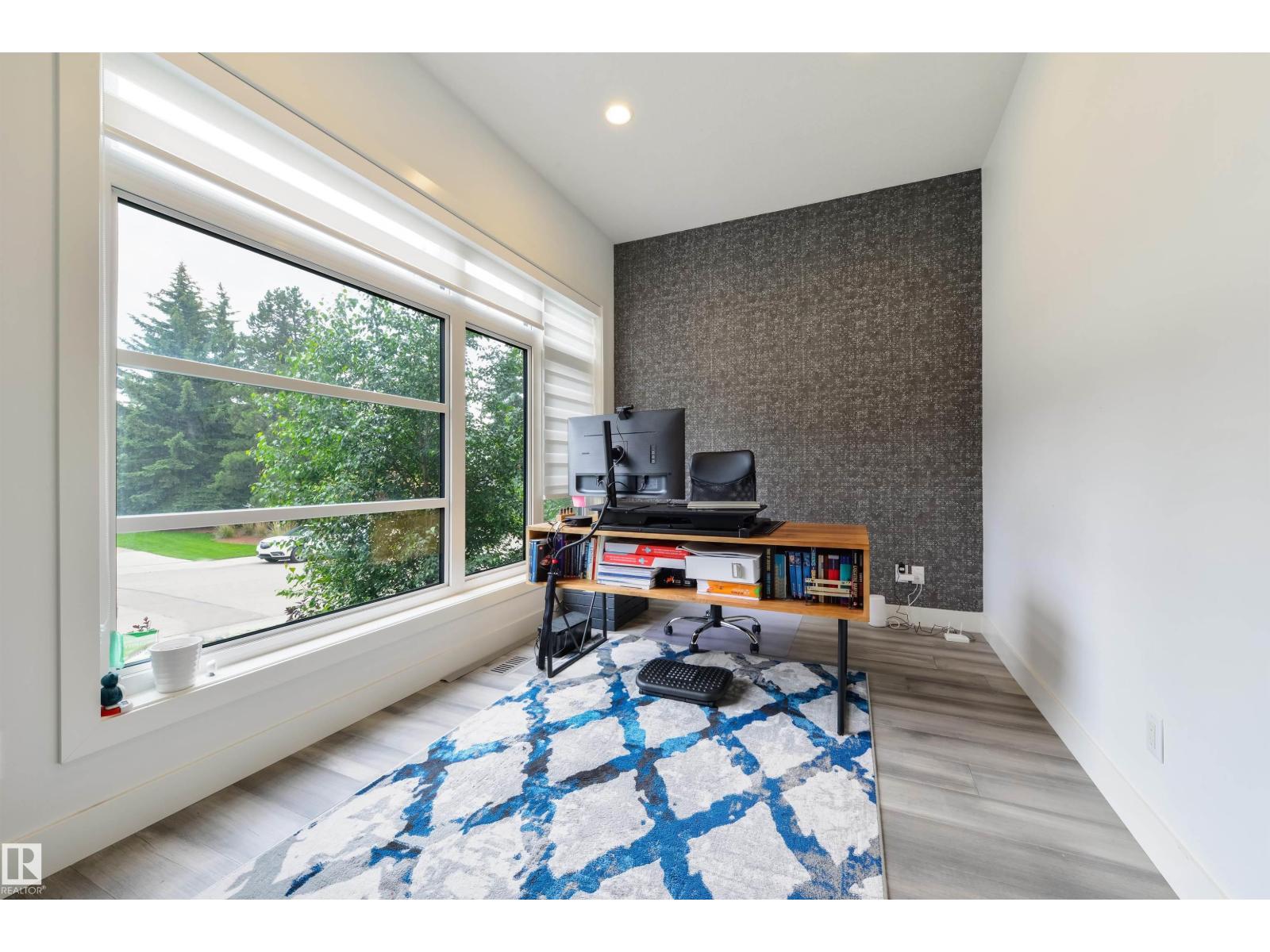 12444 LANSDOWNE DR NW, Edmonton