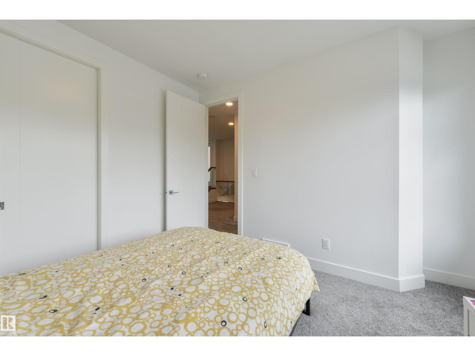 12444 LANSDOWNE DR NW, Edmonton