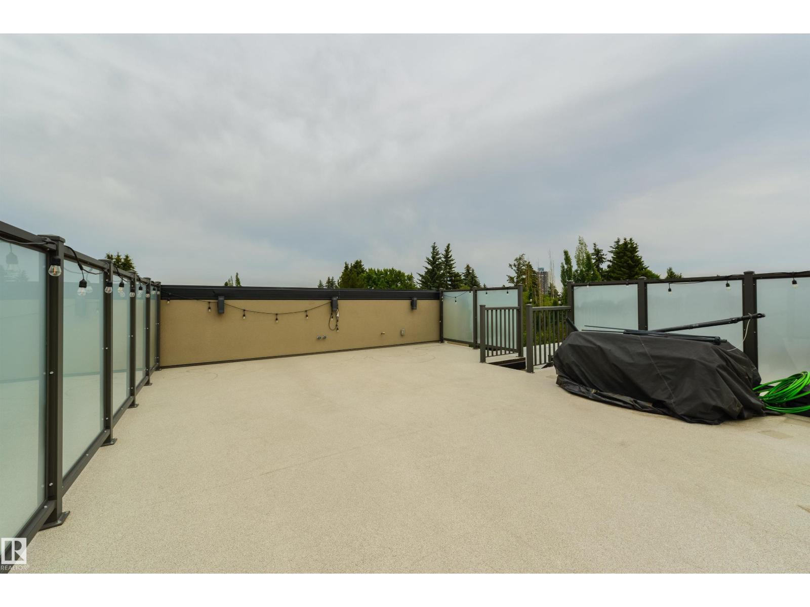 12444 LANSDOWNE DR NW, Edmonton