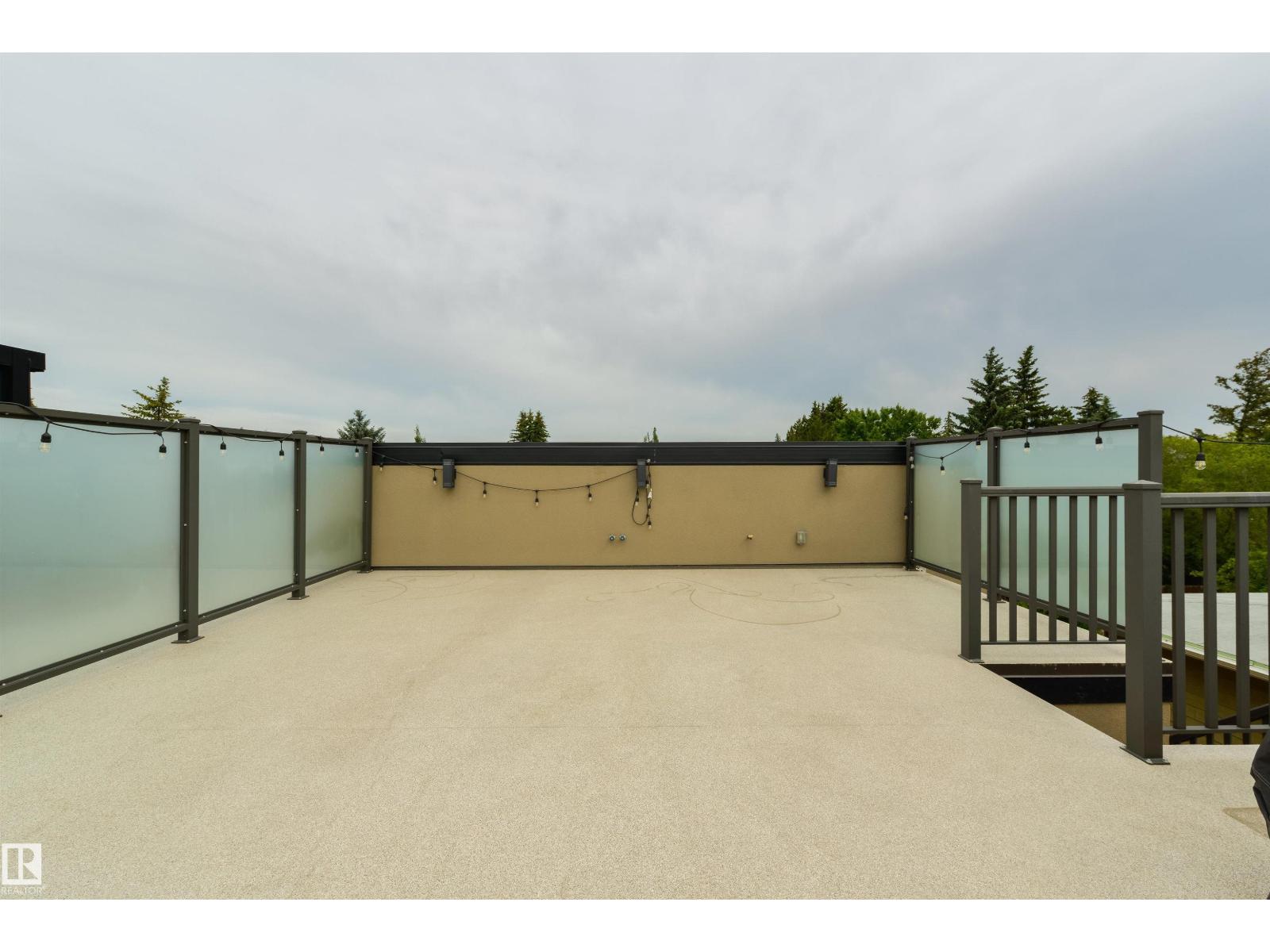 12444 LANSDOWNE DR NW, Edmonton