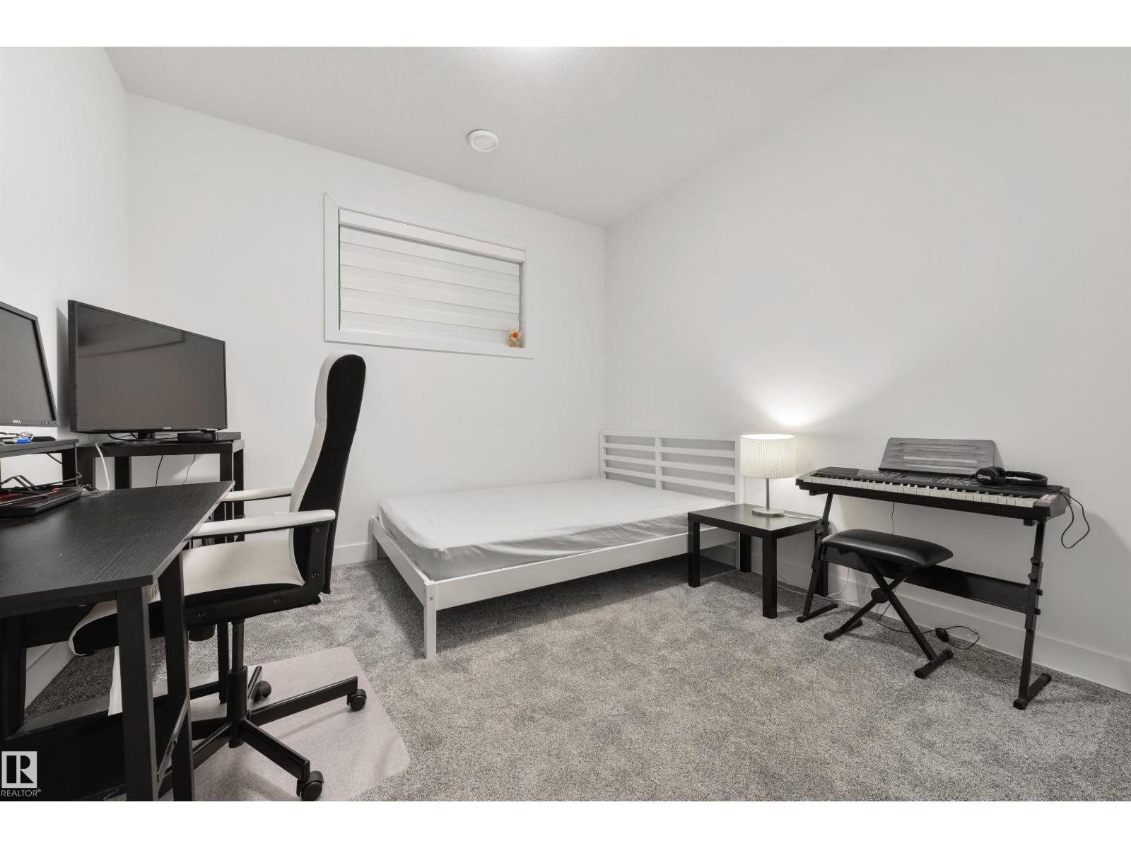 12444 LANSDOWNE DR NW, Edmonton