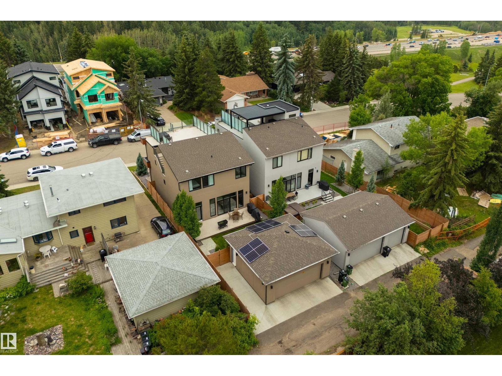 12444 LANSDOWNE DR NW, Edmonton