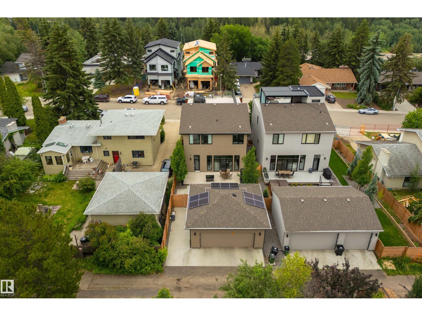 12444 LANSDOWNE DR NW, Edmonton