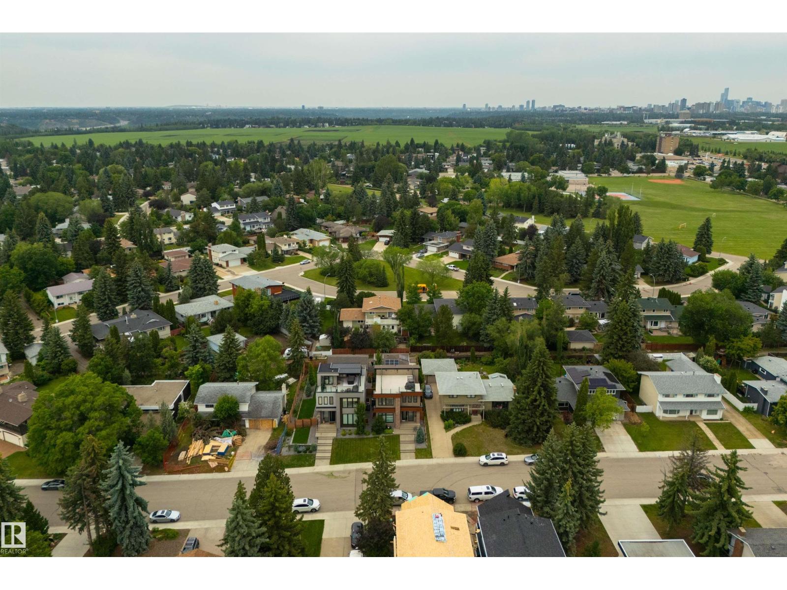 12444 LANSDOWNE DR NW, Edmonton