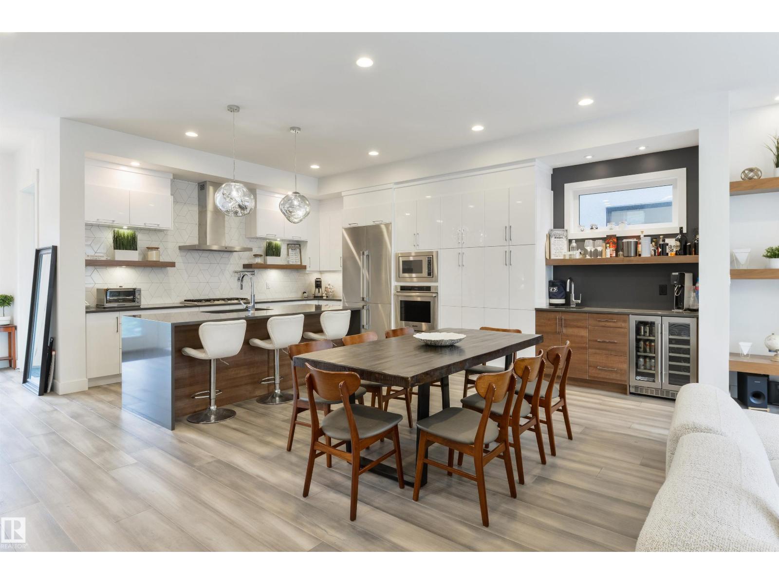 12444 LANSDOWNE DR NW, Edmonton