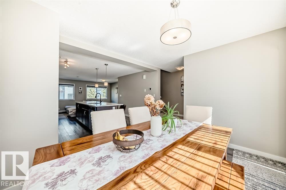 3346 15A AV NW, Edmonton