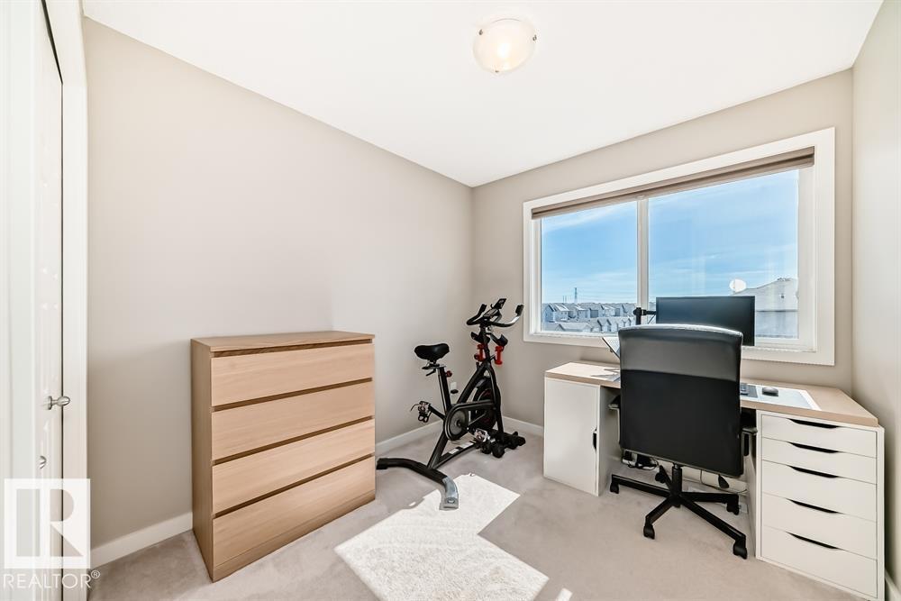 3346 15A AV NW, Edmonton