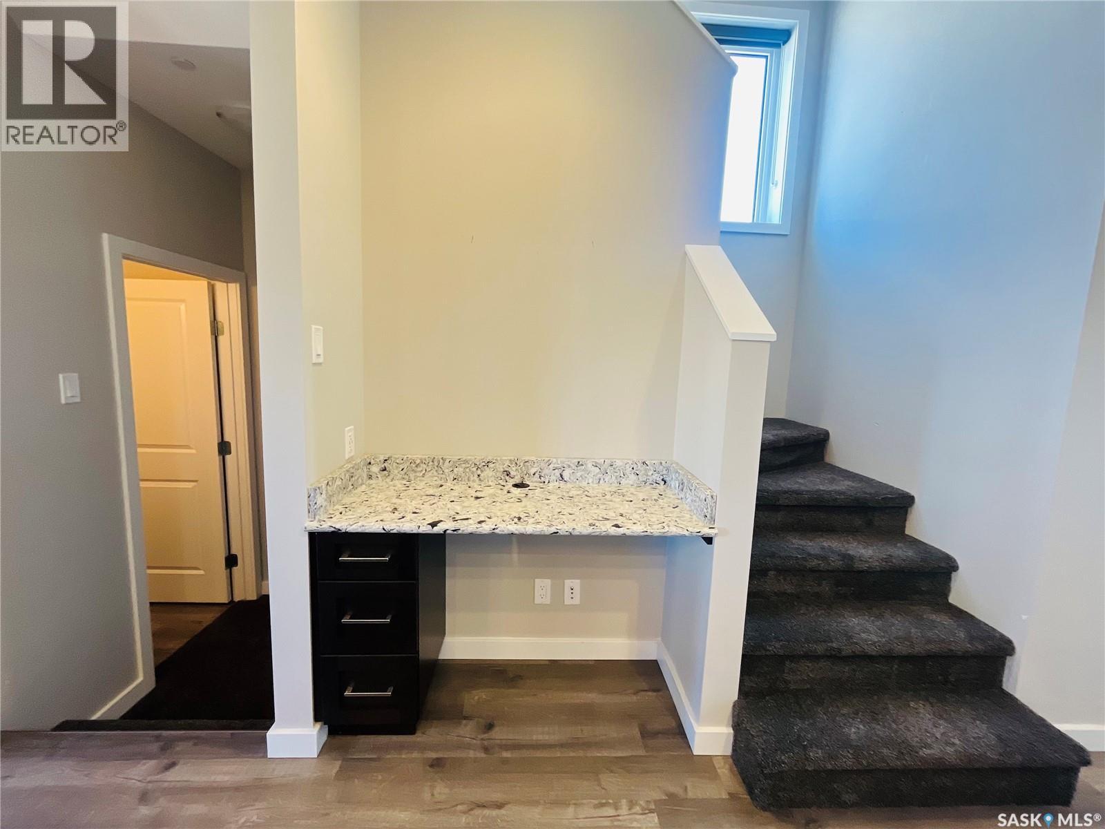 #503 DOUGLAS DRIVE - 6