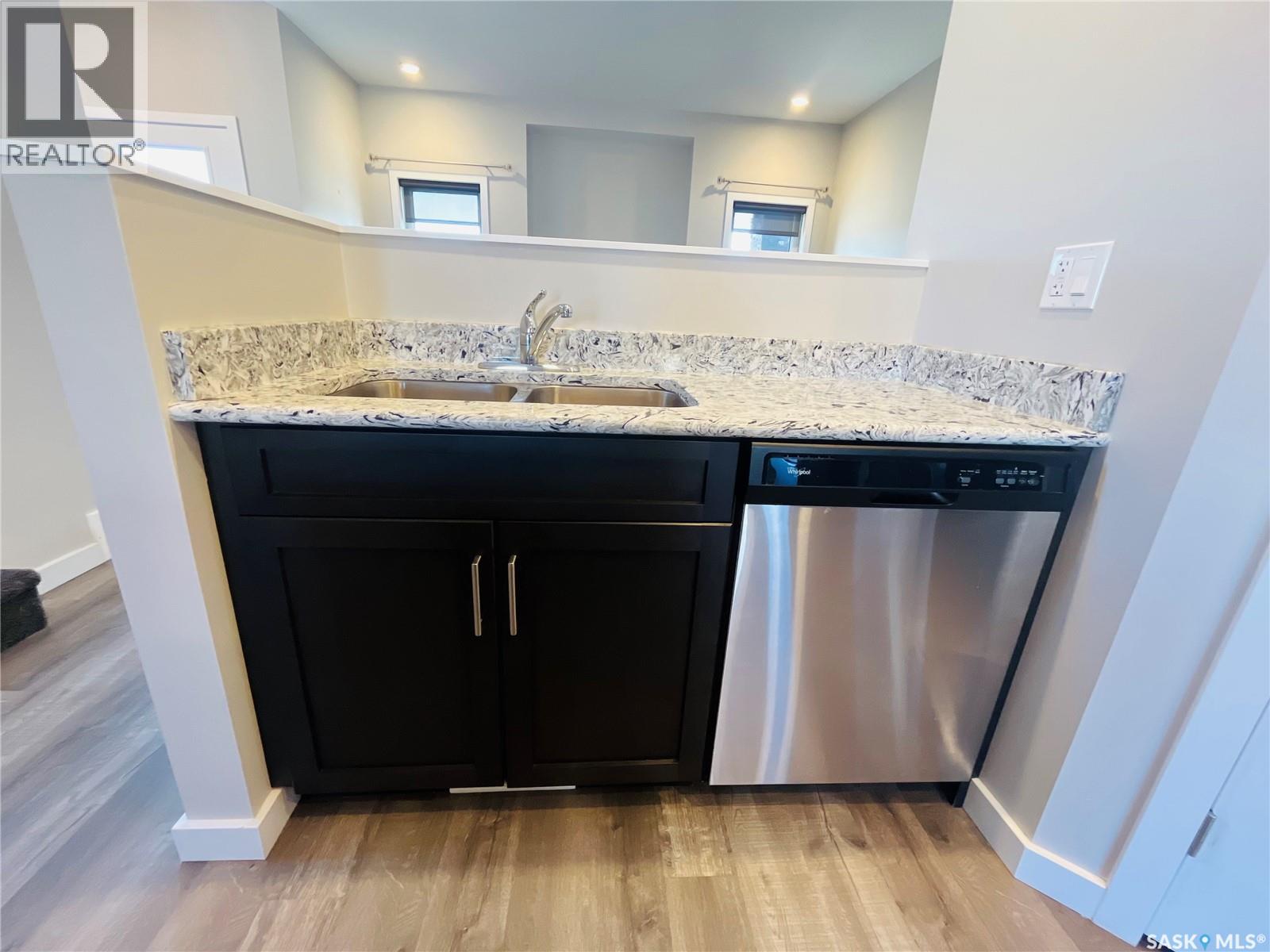 #503 DOUGLAS DRIVE - 7