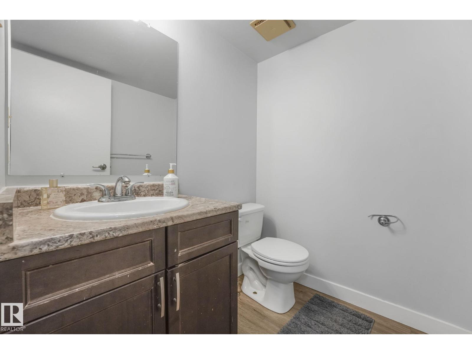 #19 1415 62 ST NW - 18
