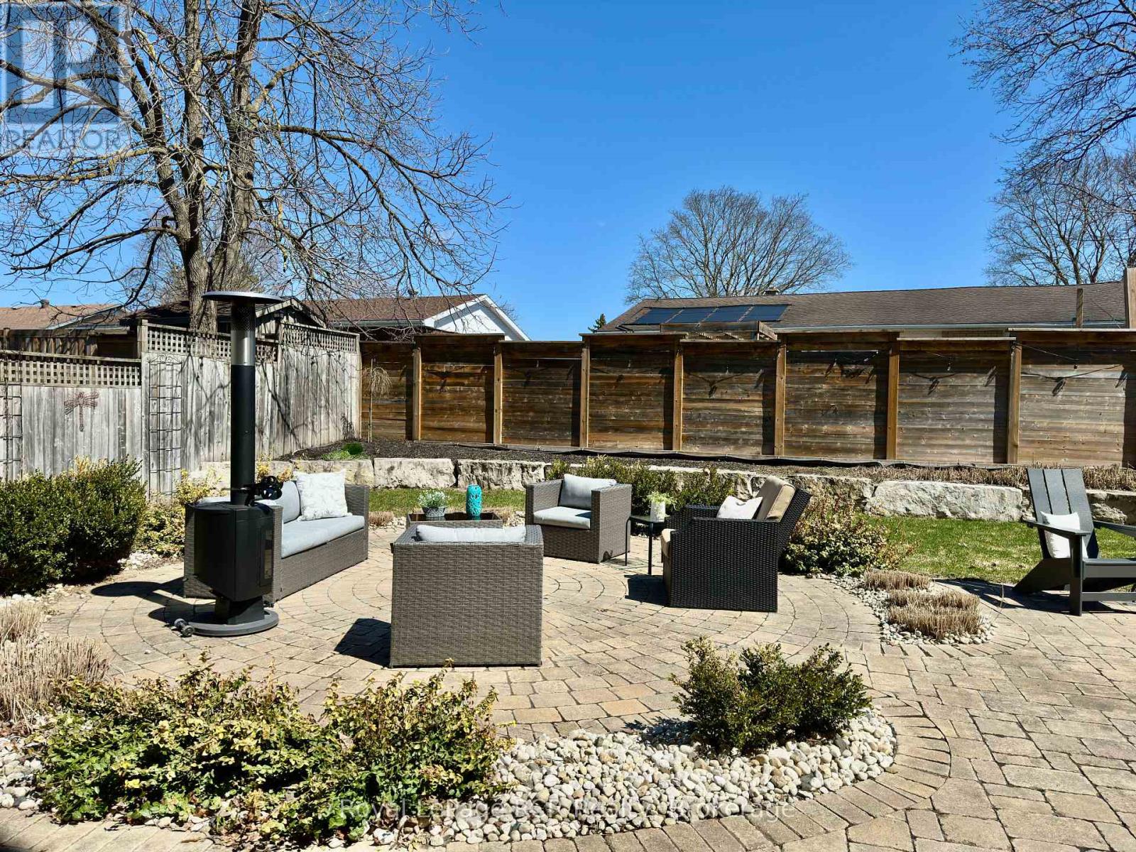 241 4TH STREET CRESCENT - 7