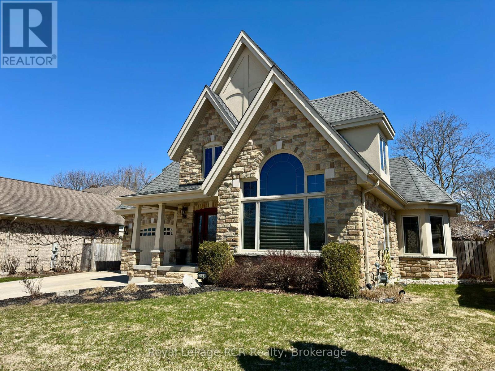 241 4TH STREET CRESCENT - 2