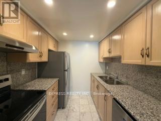 1001 - 168 SIMCOE STREET